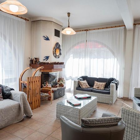 Le Guilazur Hotel Château-Ville-Vieille Eksteriør billede